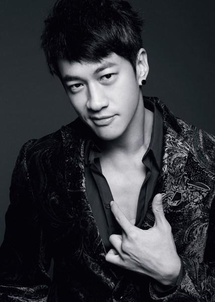 何润东在哪部电影中演的古惑仔，何润东主演的古惑仔（何润东首次饰演大反派搭档郑伊健、陈小春）