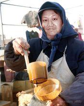 打酱油的是什么意思，打酱油是什么意思（那么到底有多少人知道“打酱油”是怎么来的）