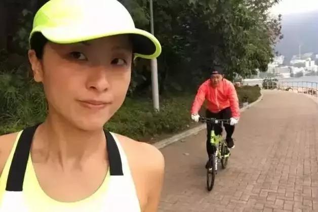 年轻漂亮的包上恩被导演们力捧，包上恩以前（时尚黑洞的她凭什么被陈奕迅宠上天）