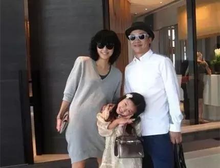 年轻漂亮的包上恩被导演们力捧，包上恩以前（时尚黑洞的她凭什么被陈奕迅宠上天）