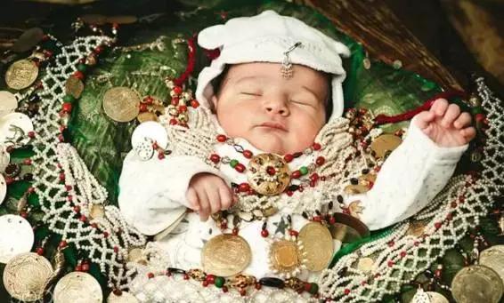 月光石不能乱戴，月光石佩戴禁忌（这些首饰不要让TA碰……）