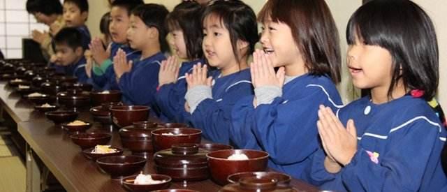 日本人是怎么起名字的，日本人的名字怎么起的（探寻日本人的姓名起源）