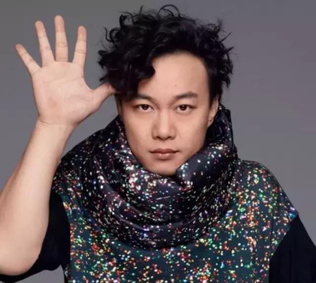 年轻漂亮的包上恩被导演们力捧，包上恩以前（时尚黑洞的她凭什么被陈奕迅宠上天）