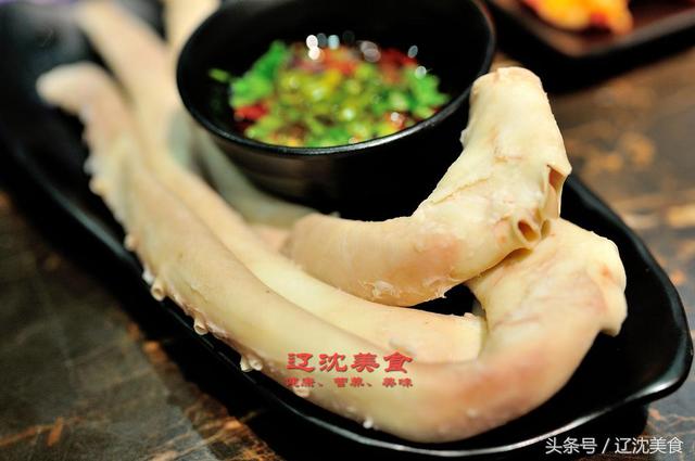 烤油边是什么，烤油边的做法（这家烧烤店特色菜都是最爱）