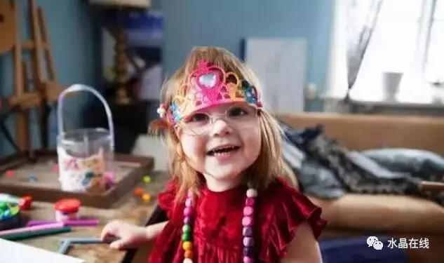 月光石不能乱戴，月光石佩戴禁忌（这些首饰不要让TA碰……）