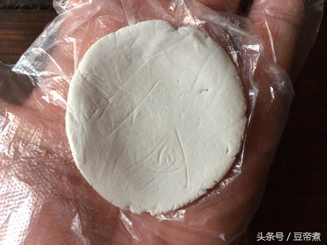 糍粑怎么做才好吃，做糍粑的方法又简单又好吃（美味小吃“糍粑”应该这样做）