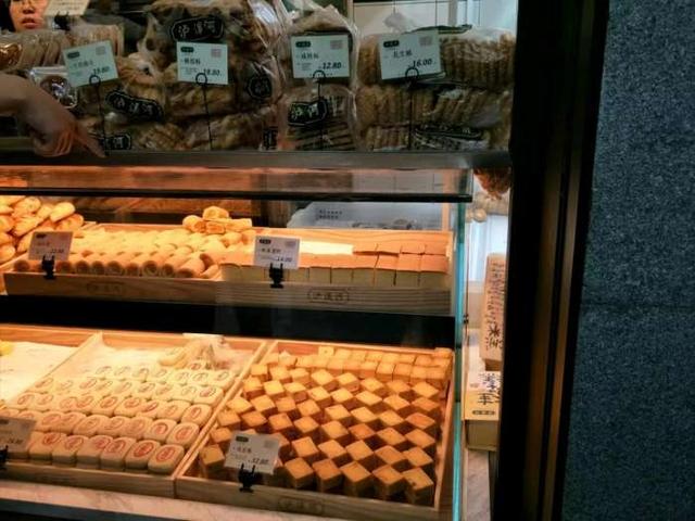 南京狮子桥美食街，南京美食街都有哪些（南京狮子桥——本地人热推的美食街）