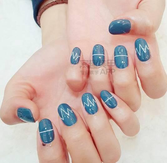 各种线条美甲图片，简约线条美甲图（超百搭的线条美甲）