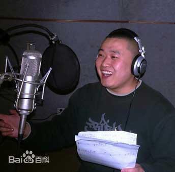 吴青峰小情歌歌词，小情歌吴青峰现场版（最后却自己唱火了的创作才子）