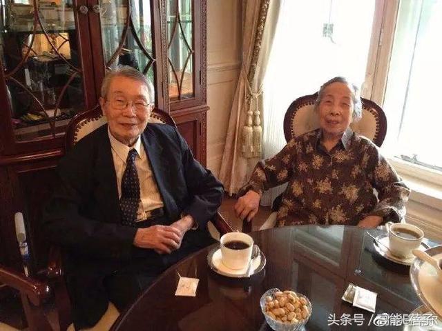 徐刘蔚的外公是谁，徐刘蔚 外公（王嘉尔发文悼念外公却遭谩骂）