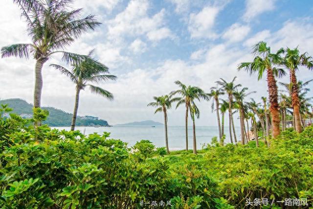 珠海香洲30公里外有个东澳岛，居民仅400多人，风光绝美却不收费