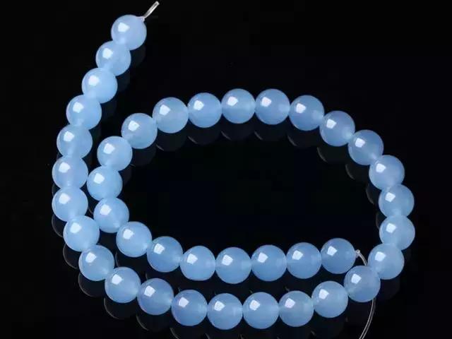 玉髓的鉴别的真假，如何鉴别玉髓真假（玉髓的真假鉴别）