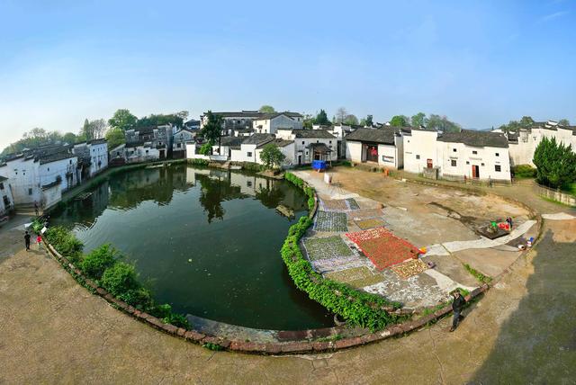 浙江省金华市区号，浙江金华区的电话区号是多少（浙江省金华市兰溪市）