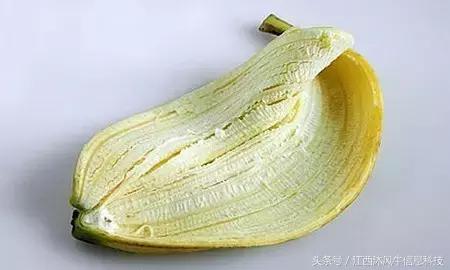 怎样去掉脚上的老茧再不复发，如何去脚上的死皮老茧（冬天手足干裂？一招教你搞定）