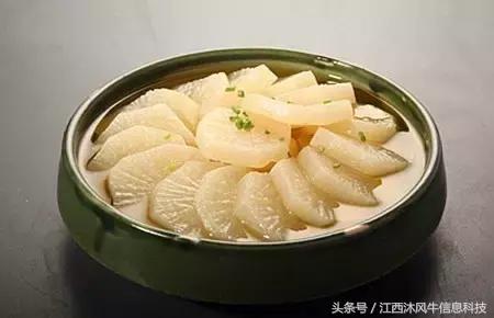 怎样去掉脚上的老茧再不复发，如何去脚上的死皮老茧（冬天手足干裂？一招教你搞定）