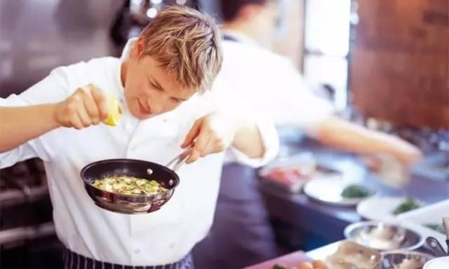 salad可数还是不可数，salad是可数还是不可数（无人不知的英国电视大厨Jamie）