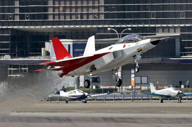 轰20首飞37分钟是真的吗，可没有军迷想的那么简单