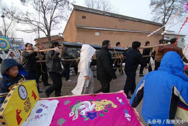 五七去世的人几点回来，头七灵魂会几点回来几点走（周原丧葬民俗规程里的那些事）