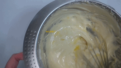 烤饼干不垫油纸可以吗，烤饼干可以不用吸油纸吗（新手需要买很多烘焙工具）