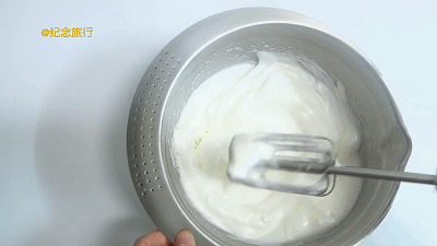 烤饼干不垫油纸可以吗，烤饼干可以不用吸油纸吗（新手需要买很多烘焙工具）