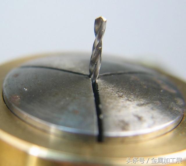 怎样磨钻头之 钻床用钻头的磨法，怎样磨钻头之（自己设计和改造的磨床治具）