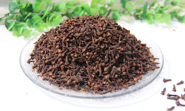 韭叶芸香草的功效与作用,韭叶芸香草的功效与作用是什么(10种超级香的