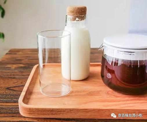 奶盖的做法步骤，奶盖的做法和步骤（在家也能做出厚薄均匀）