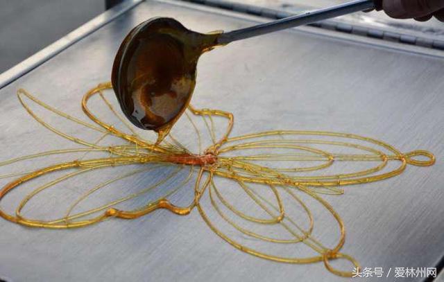 白糖可以做糖人吗，林州：老人靠一流画技画糖人