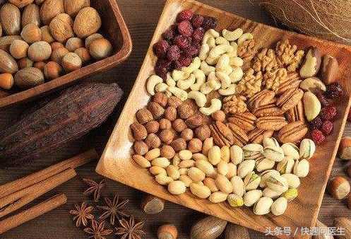 榛子的副作用，榛子功效作用有哪些（10大坚果食用禁忌）