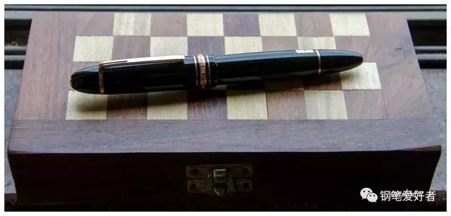 万宝龙签字笔真伪怎么分辨，万宝龙签字笔一千多是正品吗（万宝龙Montblanc大班系列149红金镀金钢笔评测）