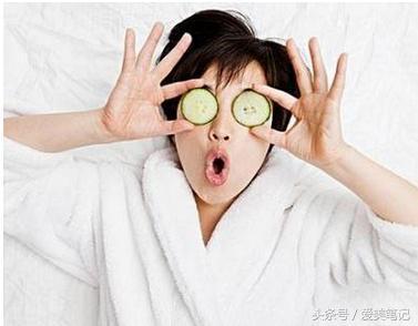 眼袋是怎么形成的，3方法消除眼袋（眼袋的形成原因及去眼袋方法）