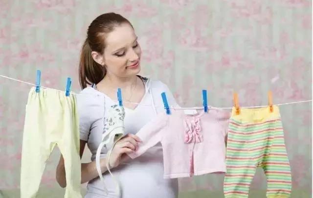 宝宝绒是什么面料，婴儿绒是什么面料（给孩子买衣服你还真得仔细研究面料）