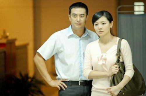 婆婆来了演员表，婆婆来了结局（与张嘉译三度合作《体育老师》饰演夫妻）