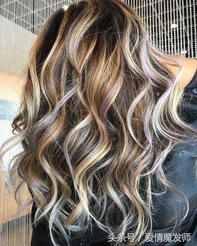 染发步骤与技巧，染头发步骤详细教程（简单方法步骤、染发自己在家里完成也一样出彩）