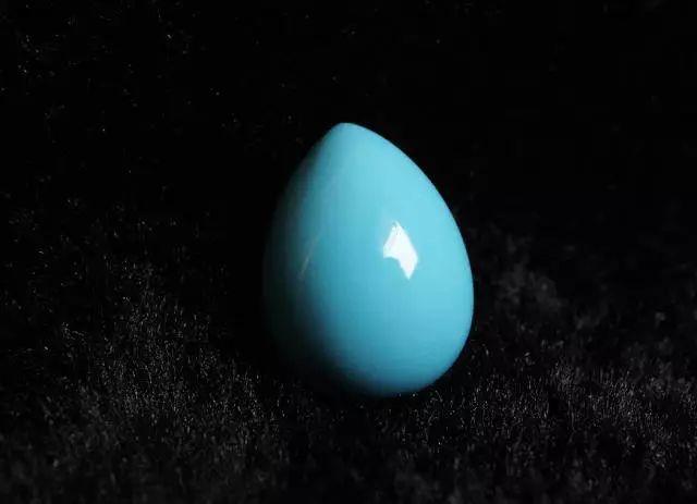 中国’四大名玉’指的是什么，中国的五大名玉分别是（中华精美绝伦的四大名玉）