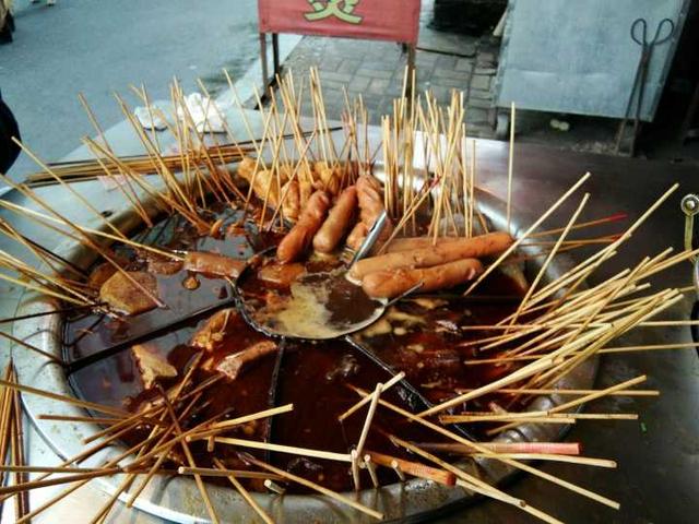 请问湖南益阳有什么土特产，湖南益阳有些什么特产（大通湖闸蟹+麻辣烫是我记得最深的）