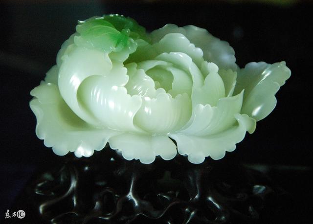 中国’四大名玉’指的是什么，中国的五大名玉分别是（中华精美绝伦的四大名玉）