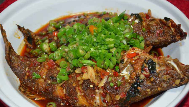 请问湖南益阳有什么土特产，湖南益阳有些什么特产（大通湖闸蟹+麻辣烫是我记得最深的）