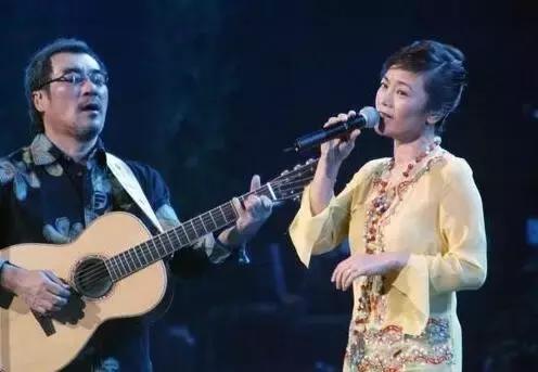 张艾嘉与李宗盛再唱《爱的代价》，听完已是泪流满面……