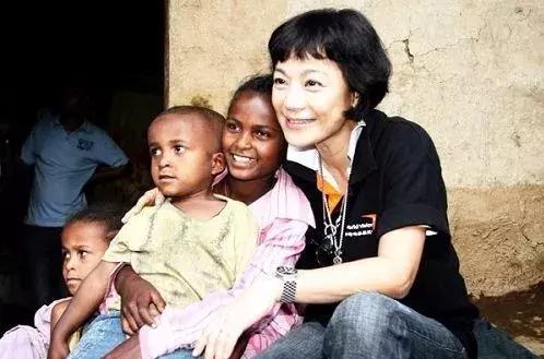 张艾嘉与李宗盛再唱《爱的代价》，听完已是泪流满面……