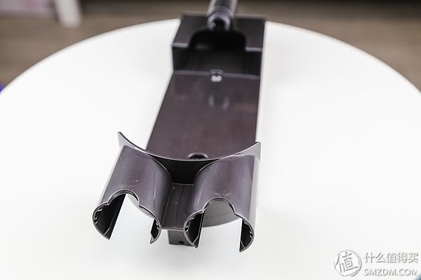 戴森v8哪些部位可水洗，戴森v6哪些部位可水洗（戴森吸尘器到底值不值得买）