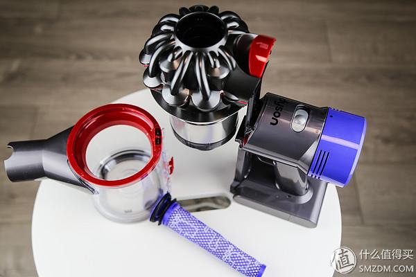 戴森v8哪些部位可水洗，戴森v6哪些部位可水洗（戴森吸尘器到底值不值得买）