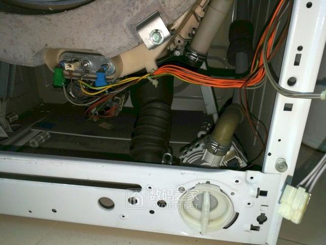 滚筒洗衣机水少在那调水位，滚筒洗衣机的水位怎么这么少（博世滚筒洗衣机拆解和调整水位探讨）