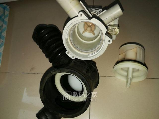 滚筒洗衣机水少在那调水位，滚筒洗衣机的水位怎么这么少（博世滚筒洗衣机拆解和调整水位探讨）