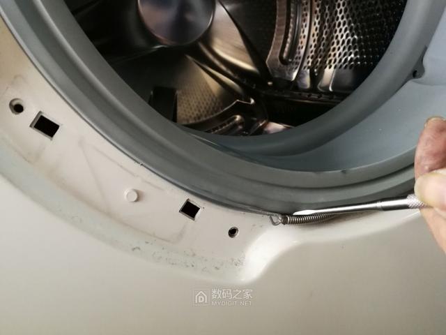 滚筒洗衣机水少在那调水位，滚筒洗衣机的水位怎么这么少（博世滚筒洗衣机拆解和调整水位探讨）