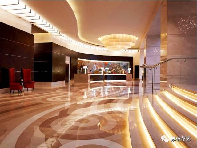 生日生日宴请客人短信如何写，生日宴邀请短信怎么写（如山父爱的浓烈展现）