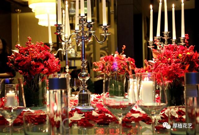 生日生日宴请客人短信如何写，生日宴邀请短信怎么写（如山父爱的浓烈展现）