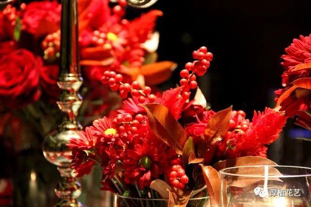 生日生日宴请客人短信如何写，生日宴邀请短信怎么写（如山父爱的浓烈展现）