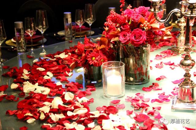 生日生日宴请客人短信如何写，生日宴邀请短信怎么写（如山父爱的浓烈展现）