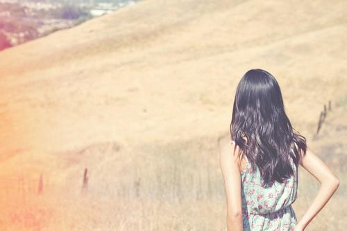 爱情句子表达心情，爱情句子表达心情伤感（无奈的爱情说说，心情感悟）